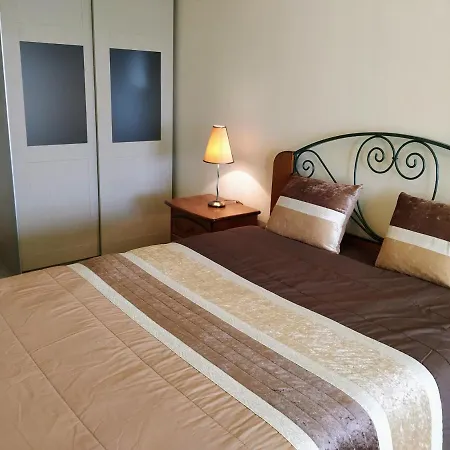 Ria Apartman